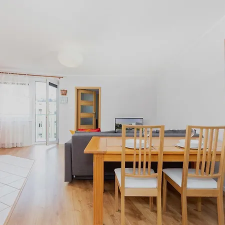 Robocza By Renters * Poznań